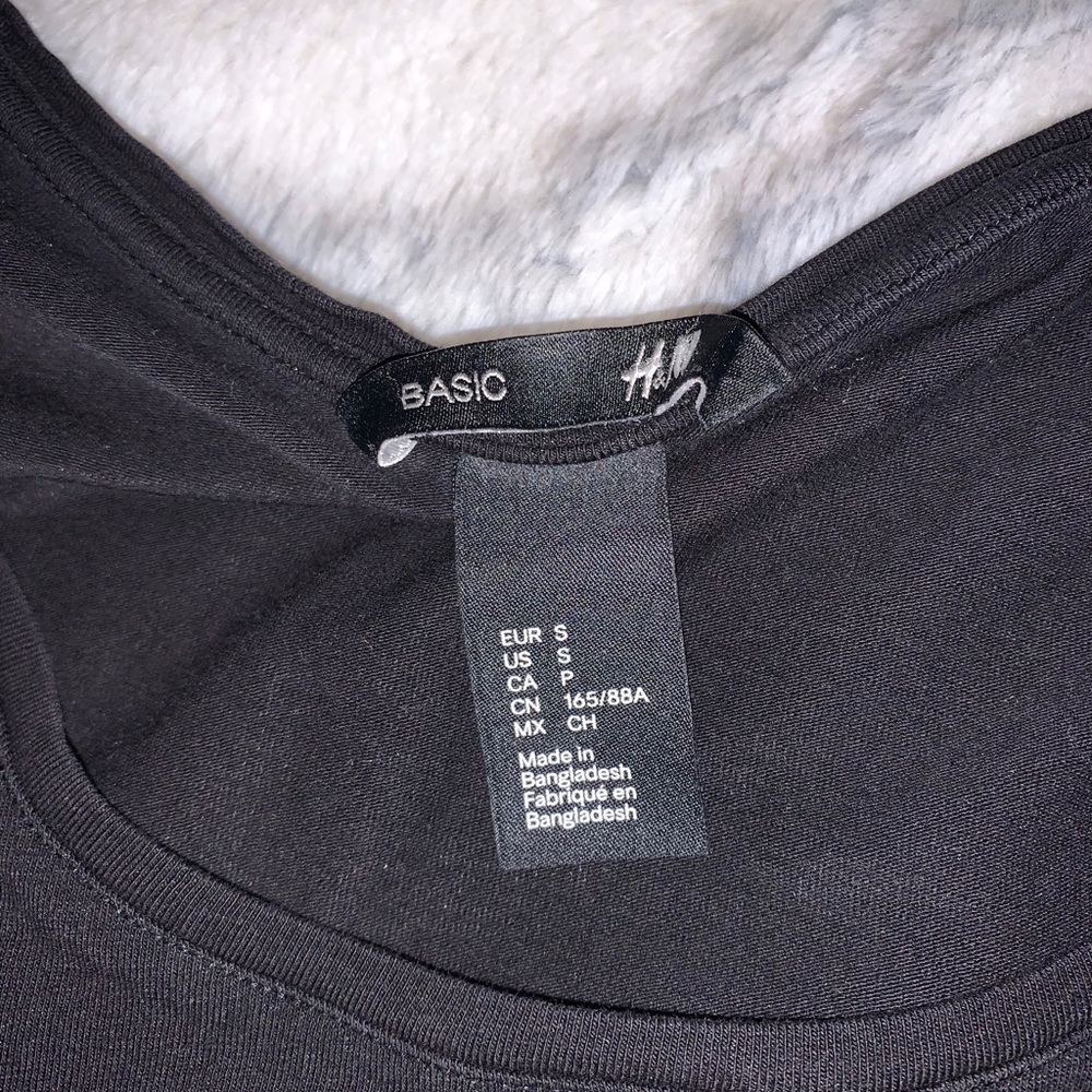h&m basic shirt - Picture 2 of 4